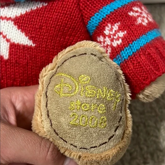 Winnie the Pooh Plush - Picture 5 of 5